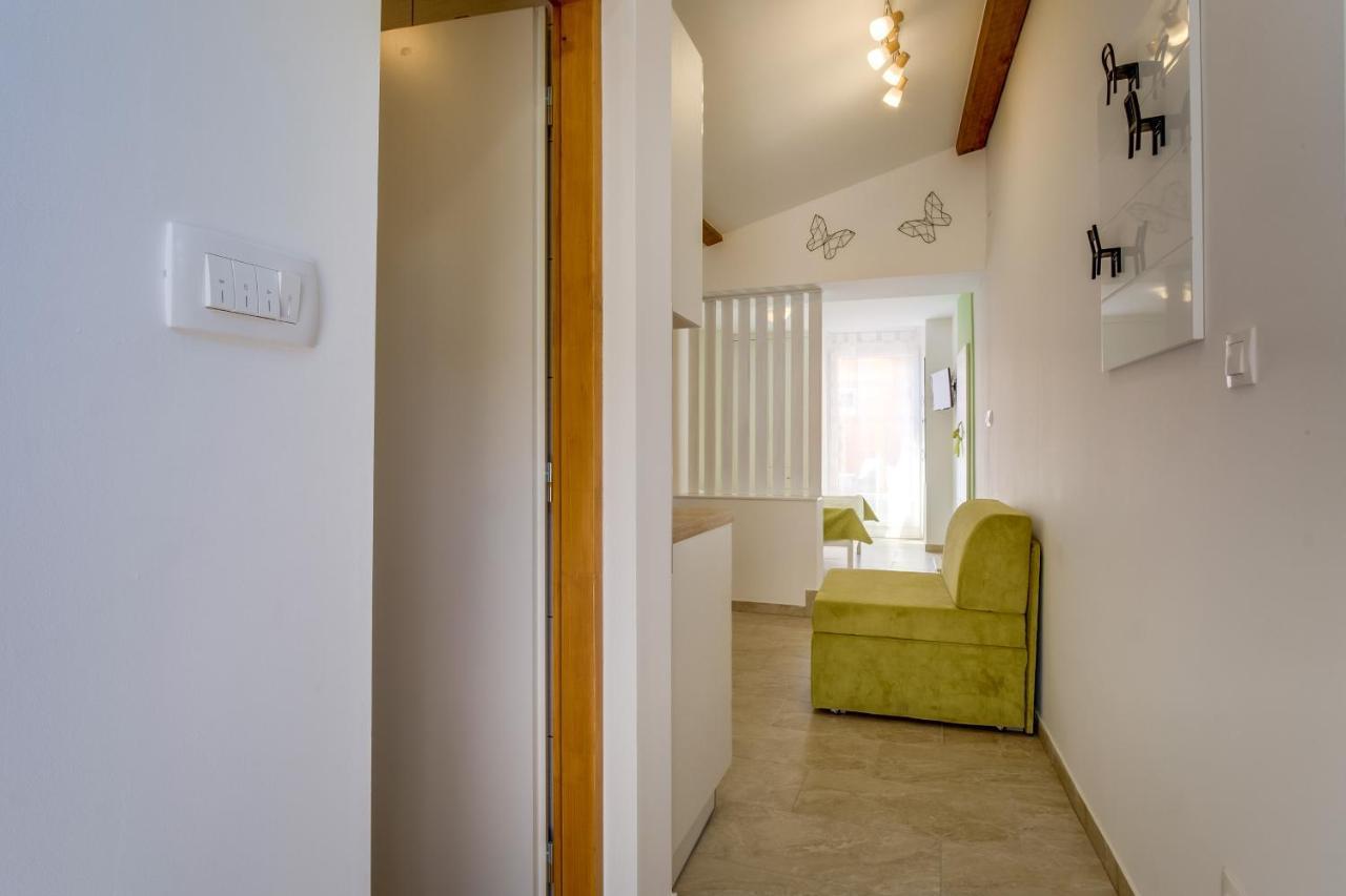 Lotta Apartamento Nerezine Exterior foto
